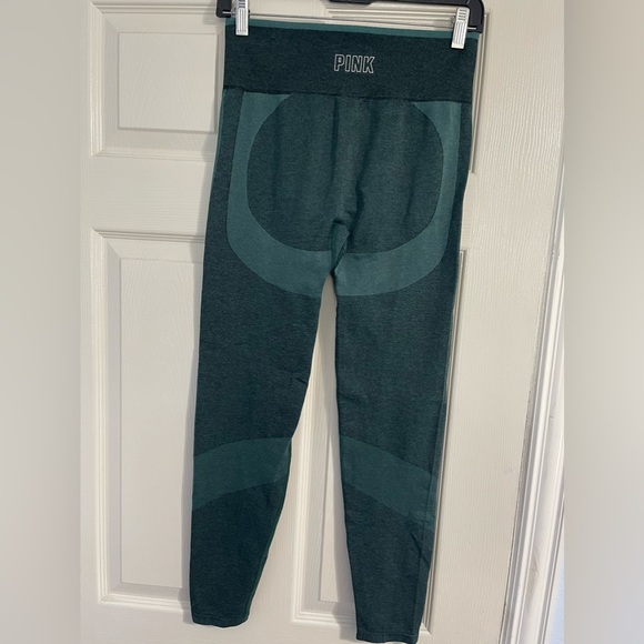 Victoria's Secret Pink Seamless Tight Legging High Rise
Contouring Dark Ivy - Picture 2 of 7